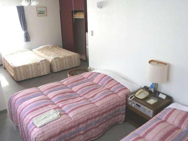 Hotel Peace Land Ishigaki Ishigaki  Zimmer foto